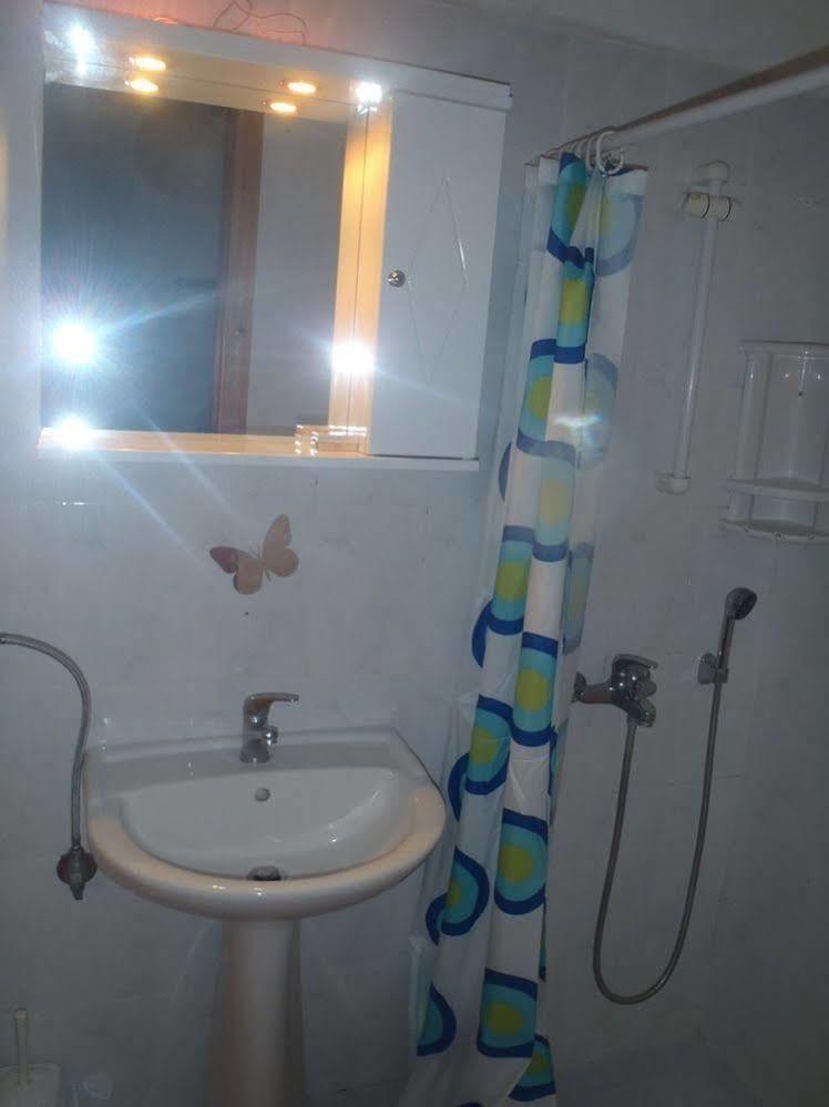 Sea Shell Apartments Pirgos Psilonerou Esterno foto