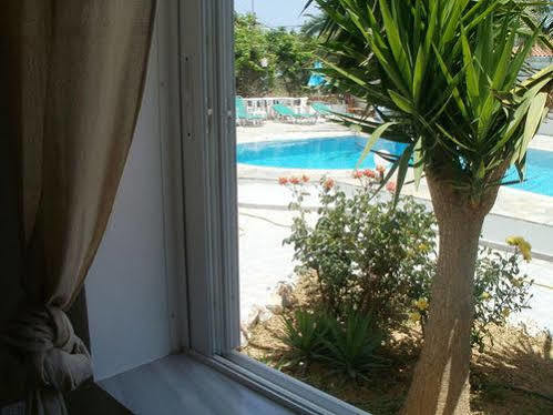 Sea Shell Apartments Pirgos Psilonerou Esterno foto